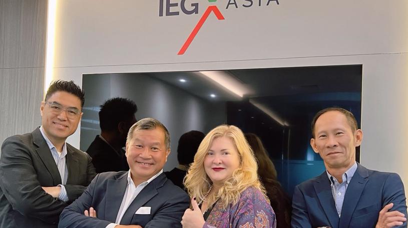 From left: Mr Han Bin, Chairman of the Asia-Pacific Alliance of Singapore; Mr Hai Poh Cheong, President of IFBA; Mrs Ilaria Cicero, CEO of IEG Asia; Mr Mark Chan, Director of BT International